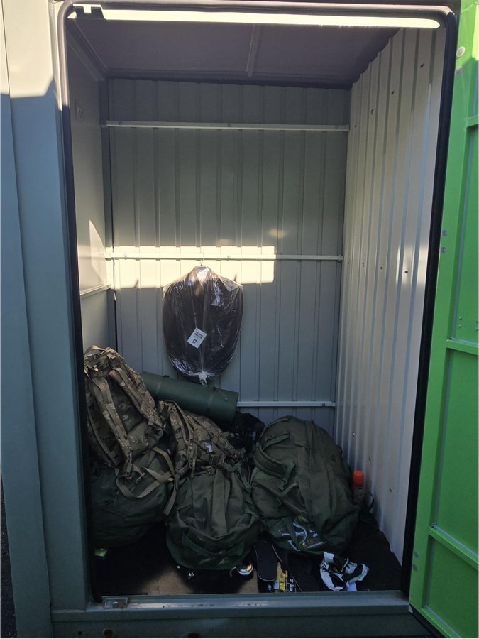 5 x 4 storage unit in Baltimore, MD