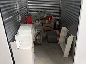 5 x 10 unit in Madison Heights