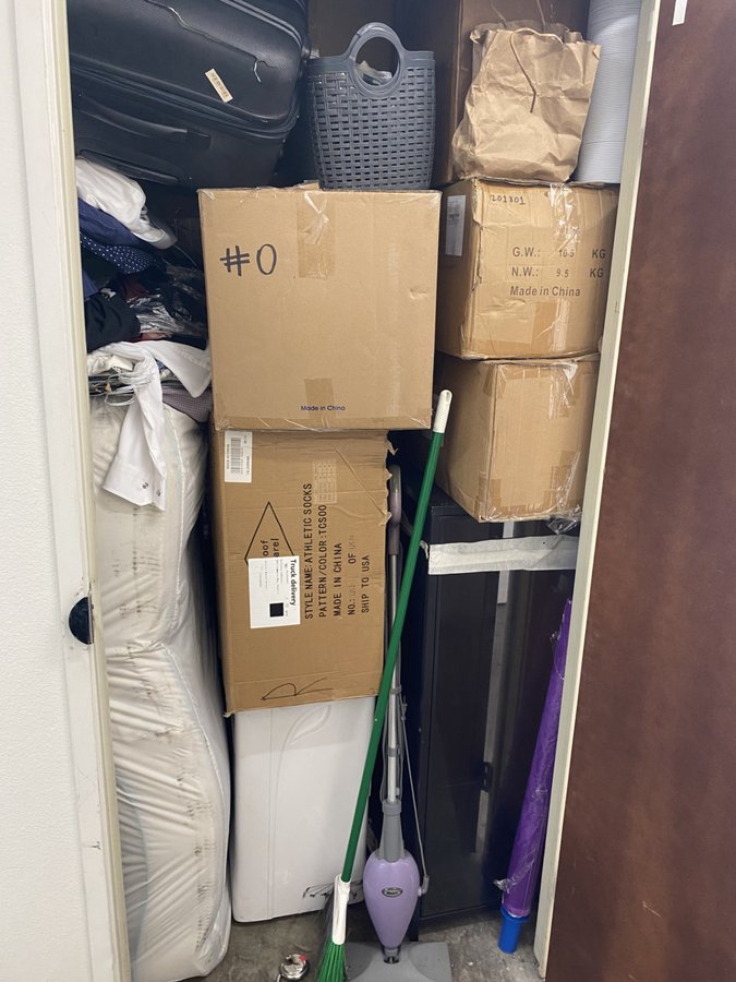 5 x 10 storage unit in Vista, CA