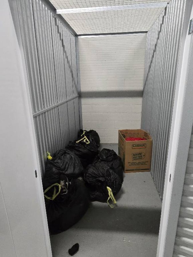 5 x 10 storage unit in Florence, SC