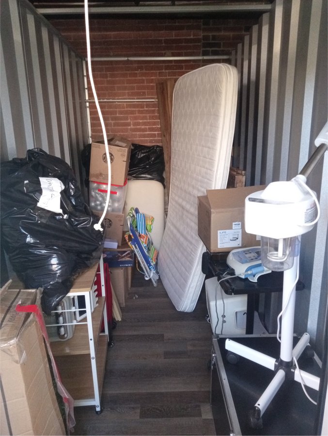 5 x 10 storage unit in Clinton, MA