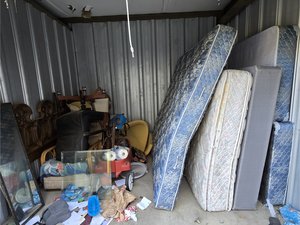 10 x 10 unit in Raleigh