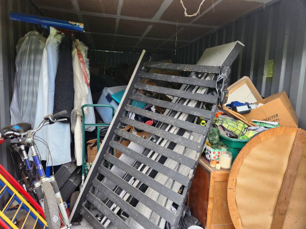 10 x 20 storage unit in Auburn, WA