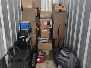 5 x 10 unit in Cleveland