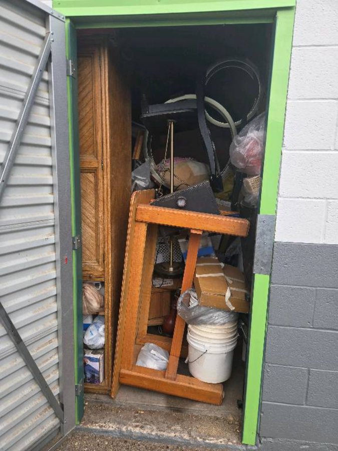 10 x 10 storage unit in Albuquerque, NM