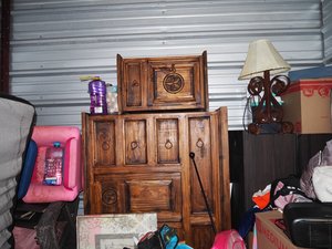 10 x 10 unit in Angleton