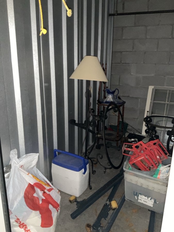 5 x 10 storage unit in Indianapolis, IN