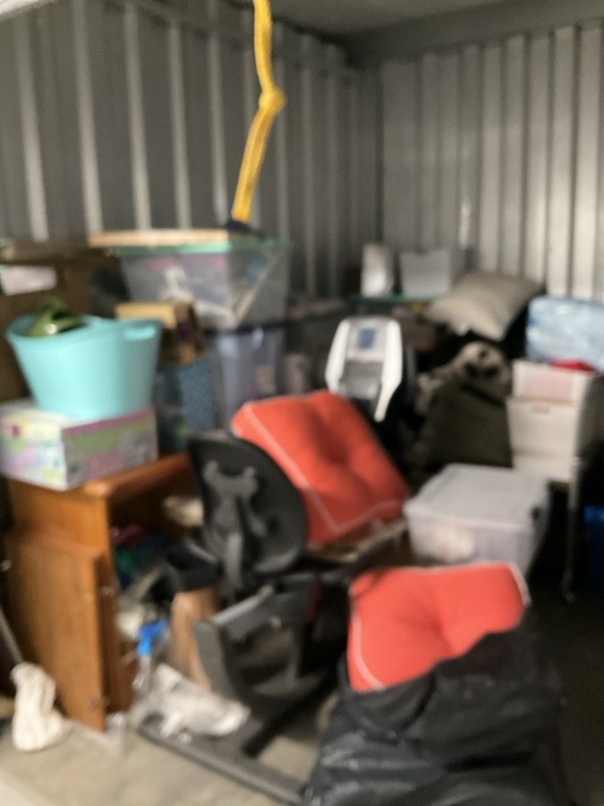 10 x 10 storage unit in Indianapolis, IN