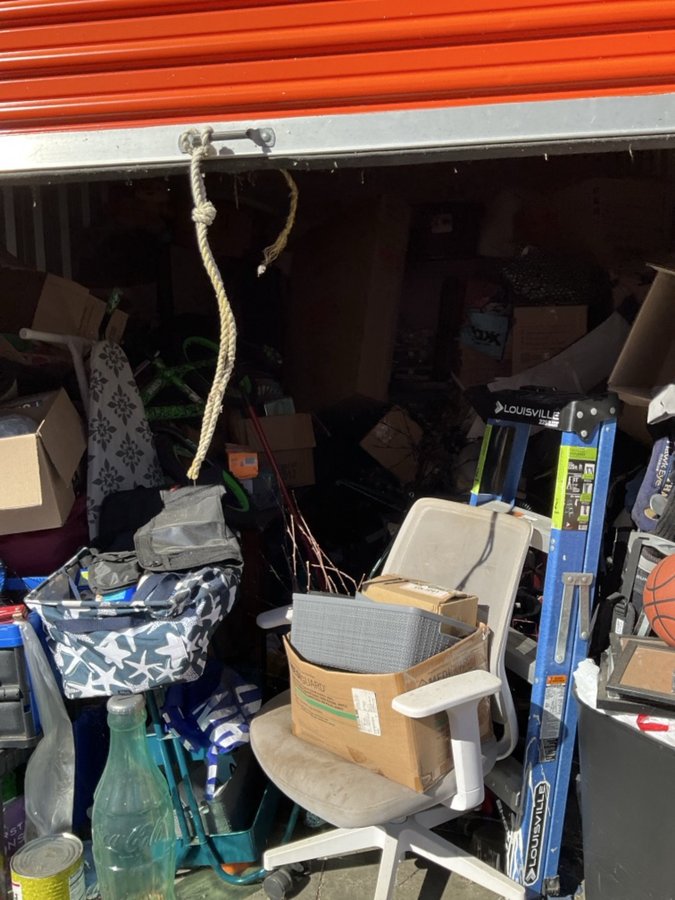10 x 15 storage unit in Indianapolis, IN