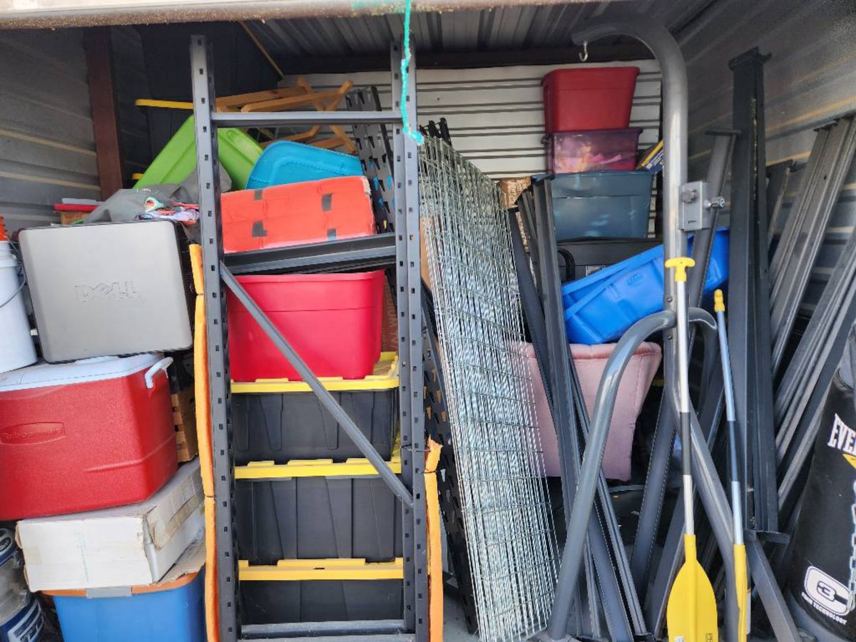 10 x 10 storage unit in Leander, TX