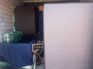 10 x 15 unit in Lancaster