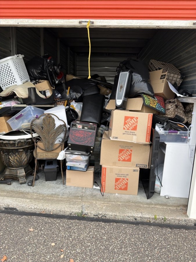 10 x 25 storage unit in Maple Grove, MN