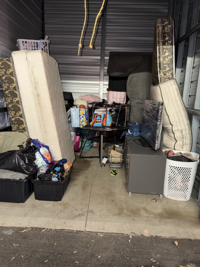 10 x 10 storage unit in Maple Grove, MN