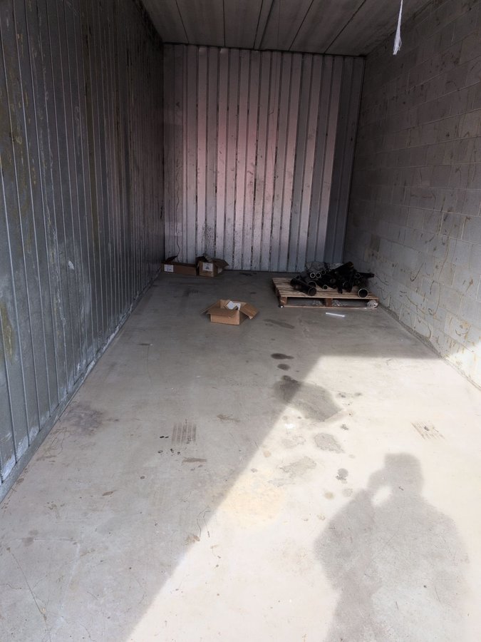 10 x 25 storage unit in Troy, MI