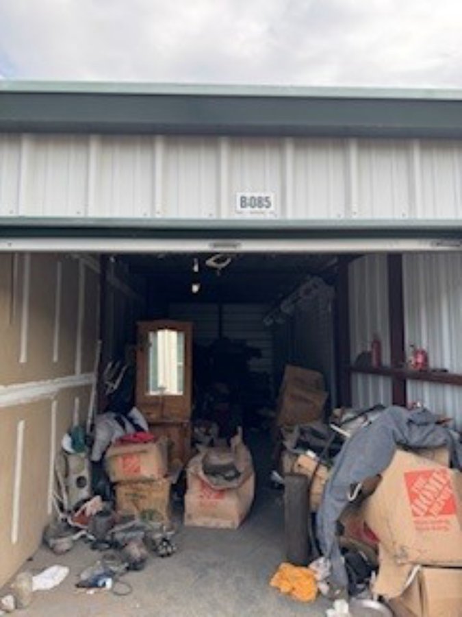 10 x 30 storage unit in Ceres, CA
