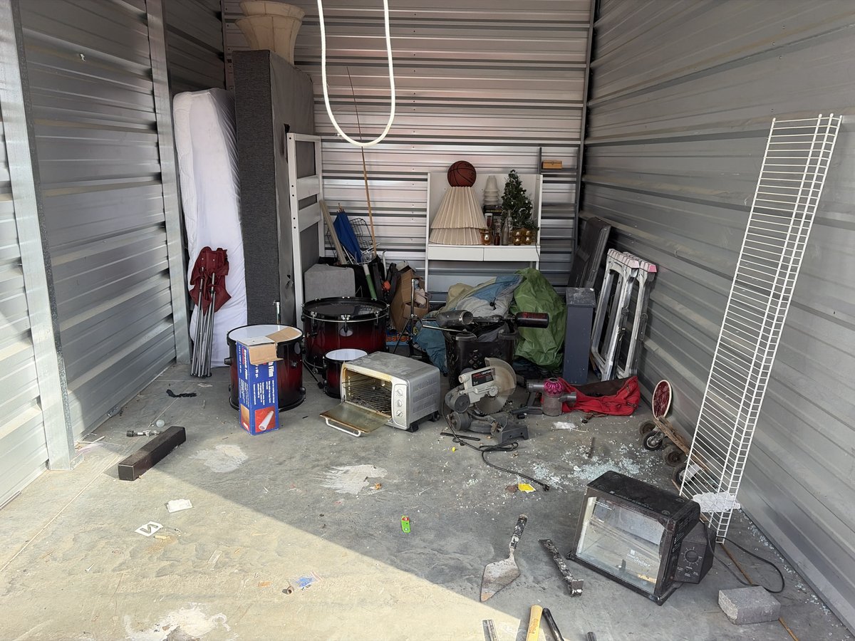 10 x 15 storage unit in Newburgh, IN