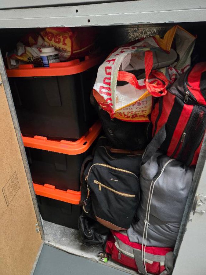 3 x 4 storage unit in Long Beach, CA