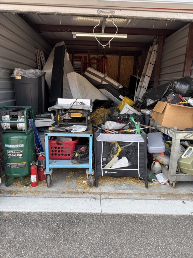 10 x 20 storage unit in Inver Grove Hts, MN