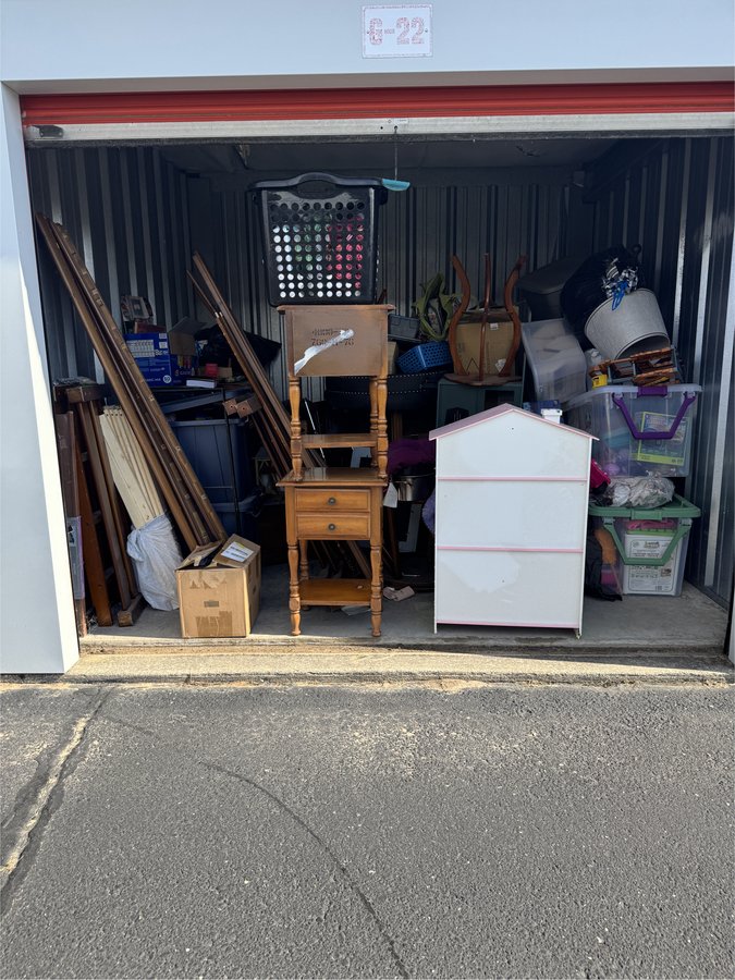 10 x 10 storage unit in Mt Pleasant, MI