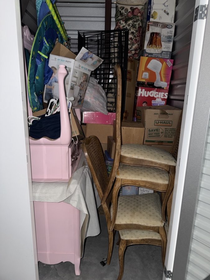 5 x 5 storage unit in Maplewood, MN