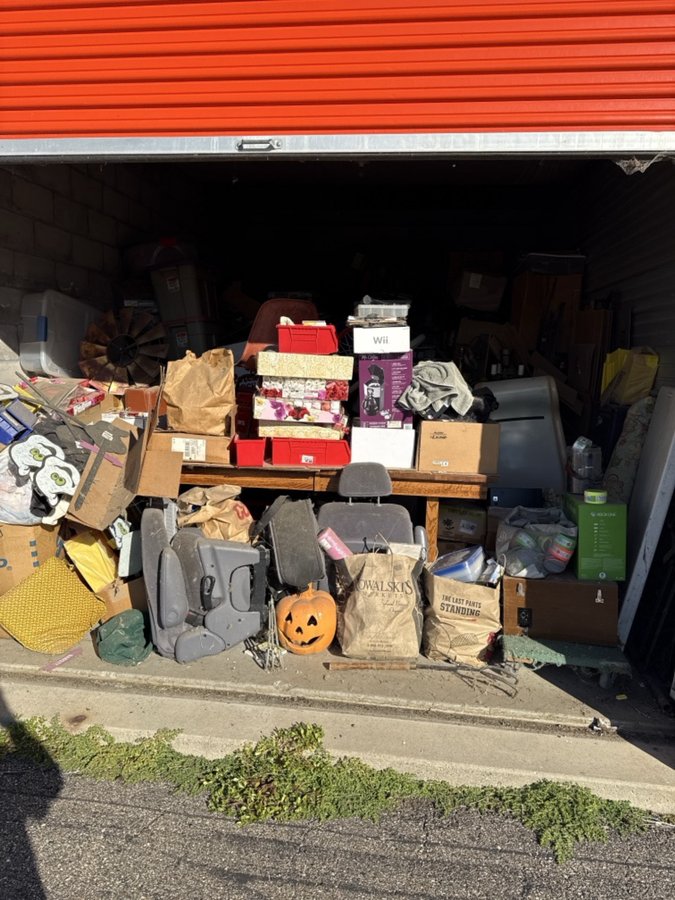 10 x 20 storage unit in Burnsville, MN