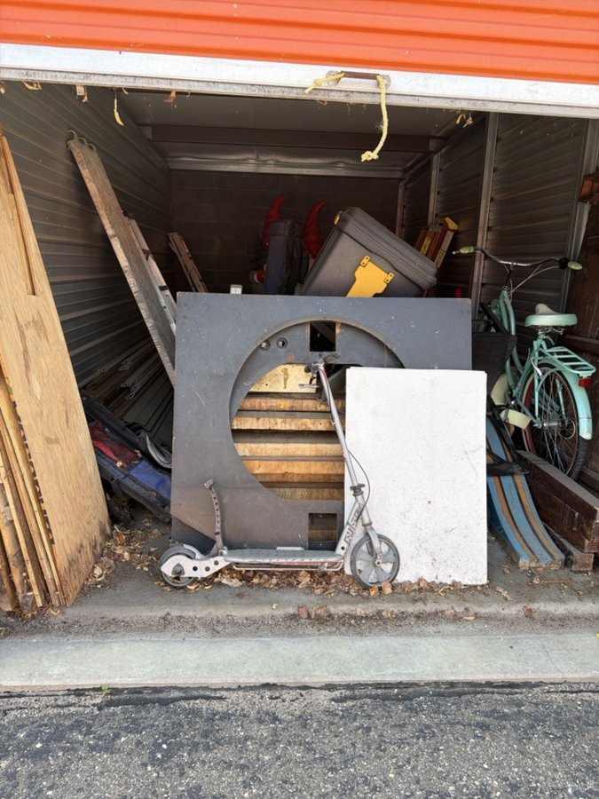 10 x 20 storage unit in Apple Valley, MN
