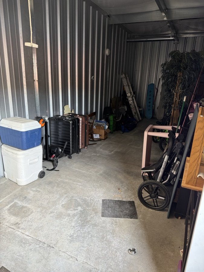 10 x 25 storage unit in Rosemount, MN