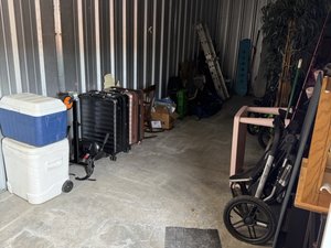 10 x 25 storage unit in Rosemount, MN
