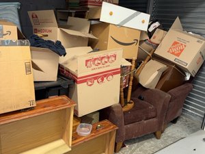 10 x 10 storage unit in Apple Valley, MN