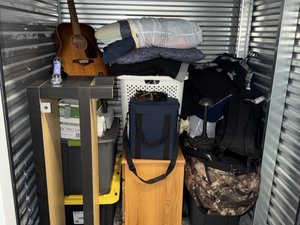 5 x 5 storage unit in Apple Valley, MN