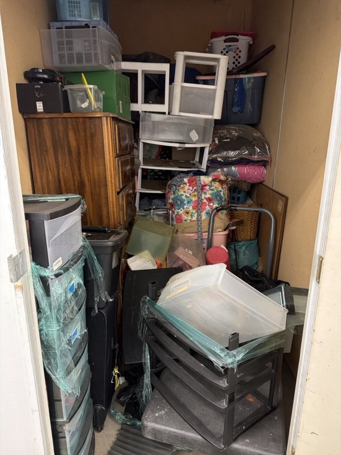 5 x 10 storage unit in White Bear Lake, MN