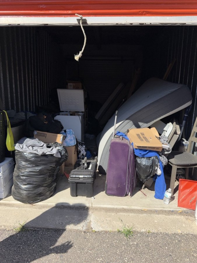 10 x 20 storage unit in West St Paul, MN