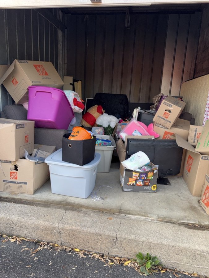 10 x 12 storage unit in West St Paul, MN