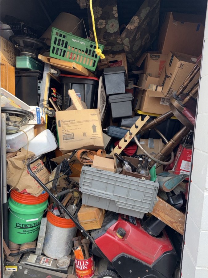 8 x 10 storage unit in West St Paul, MN