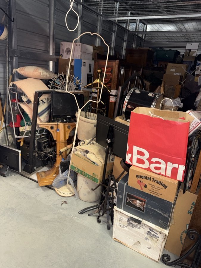 10 x 20 storage unit in Eagan, MN