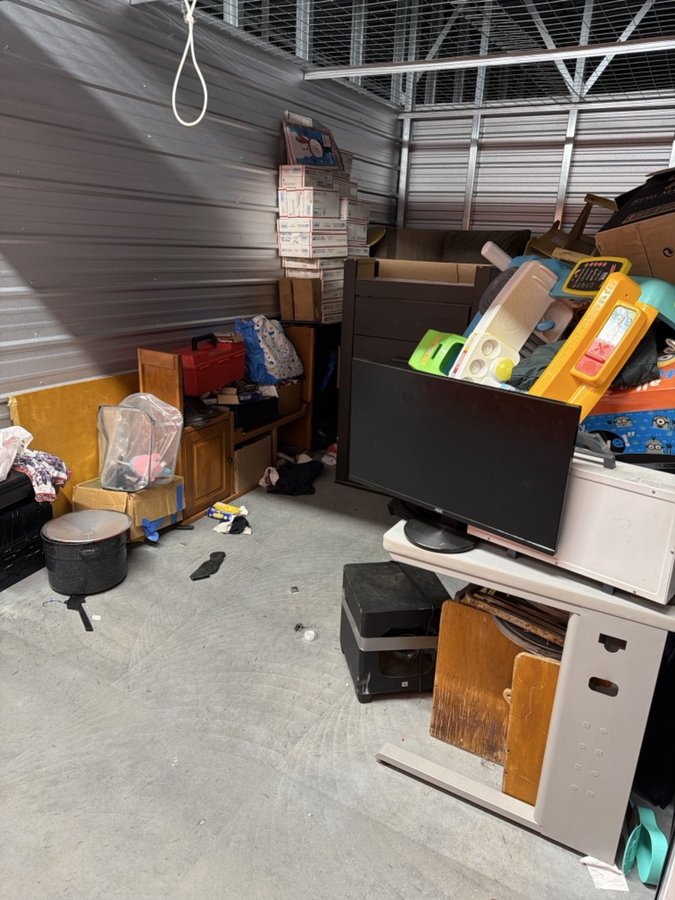10 x 15 storage unit in Eagan, MN