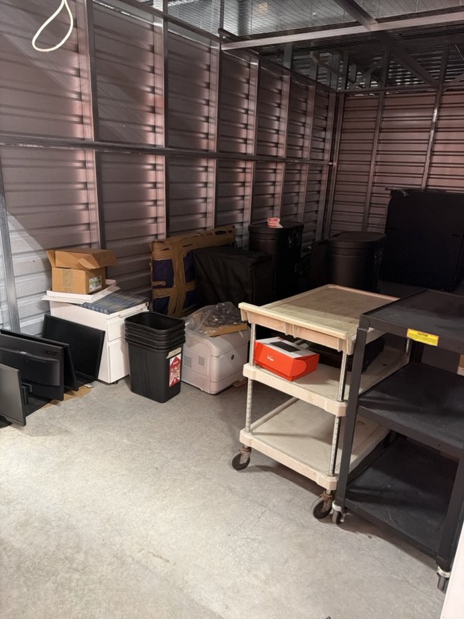 10 x 20 storage unit in Hilltop, MN