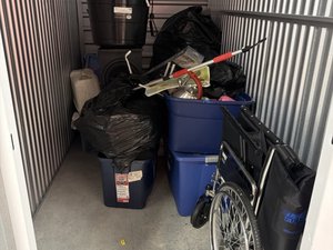 5 x 10 storage unit in Hilltop, MN