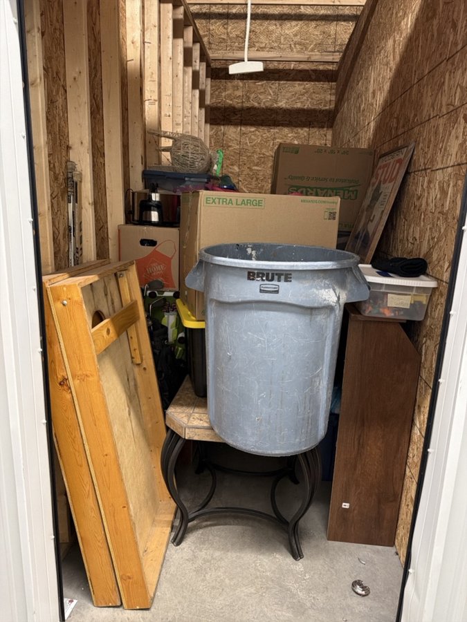 5 x 15 storage unit in White Bear Lake, MN