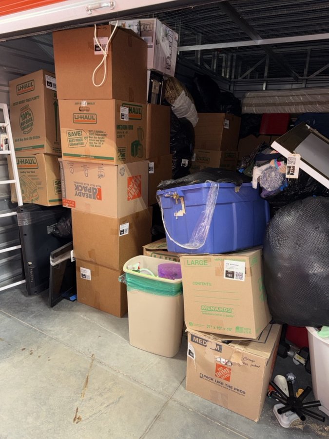 10 x 20 storage unit in Hilltop, MN