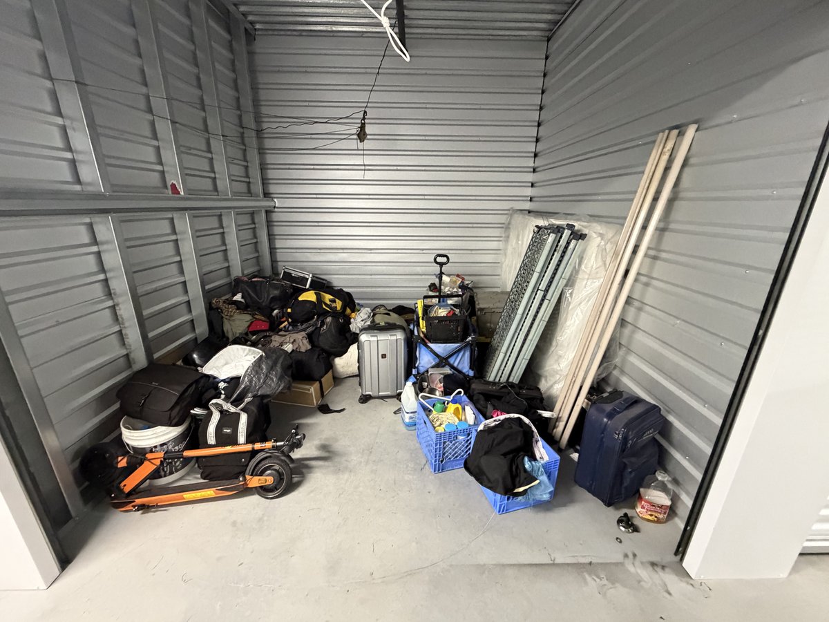 10 x 10 storage unit in Las Vegas, NV