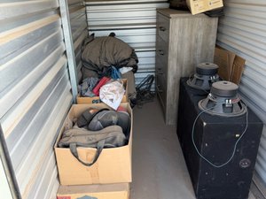 5 x 10 unit in Midland