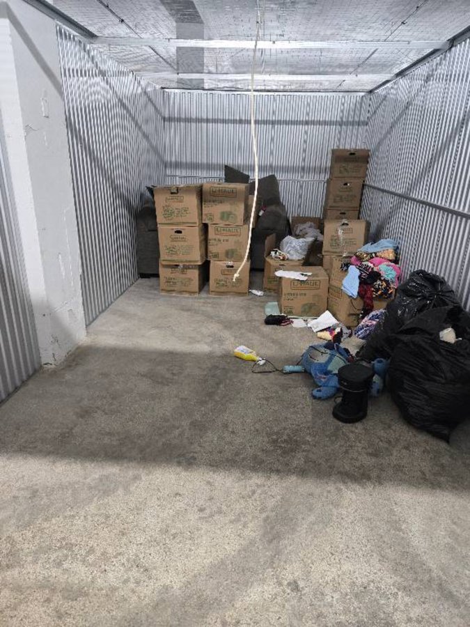 10 x 20 storage unit in Chicago, IL