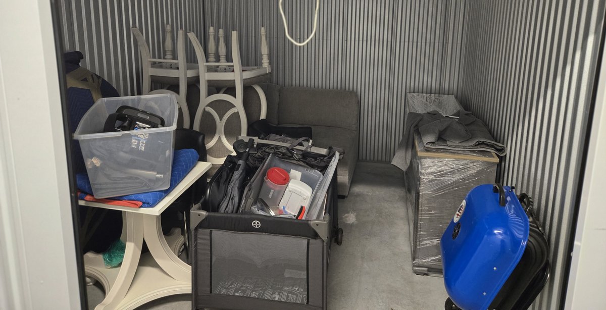 10 x 10 storage unit in Miramar, FL