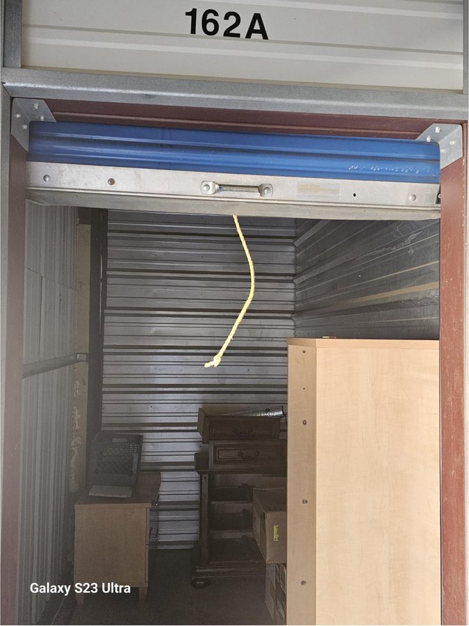 5 x 10 storage unit in Colfax, CA