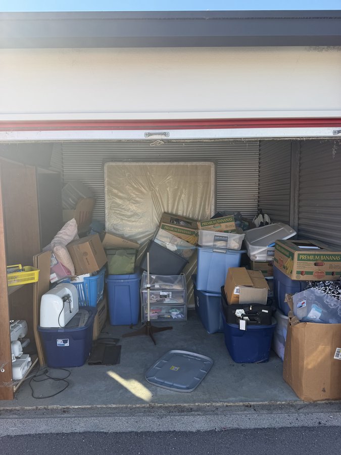 10 x 10 storage unit in Spring Lake, NC