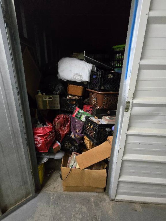 10 x 10 storage unit in Columbus, OH