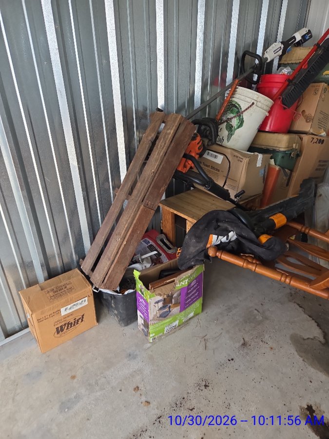 10 x 20 storage unit in Charleston, IL