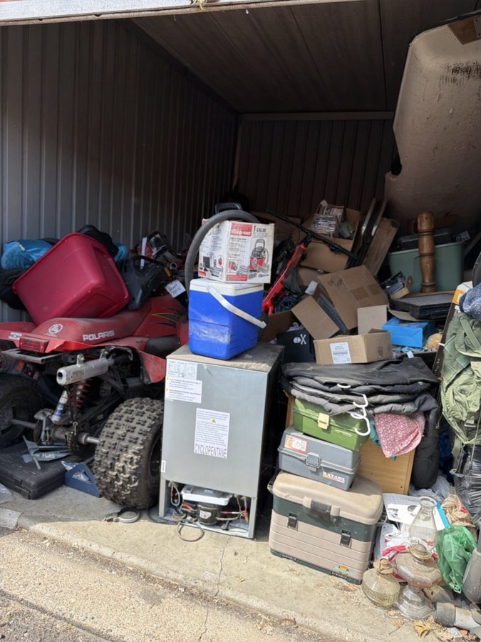 10 x 15 storage unit in Brooklyn Park, MN