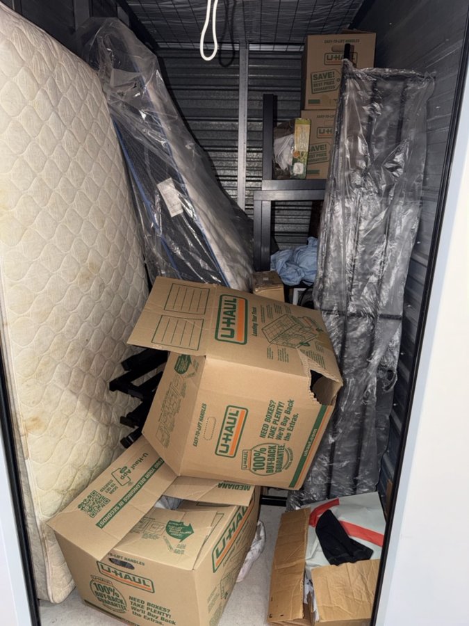 5 x 10 storage unit in St Louis Park, MN